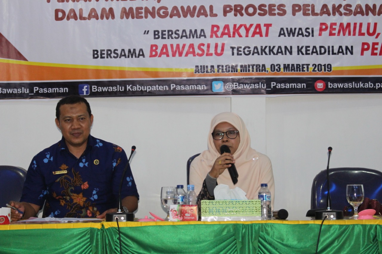 Koordinator Divisi Hukum, Penindakan Pelanggaran dan Sengketa Bawaslu Pasaman, Kristian mengajak kaum perempuan untuk melek politik